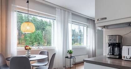 1BR Apt with Sauna - Balcony - Parking
