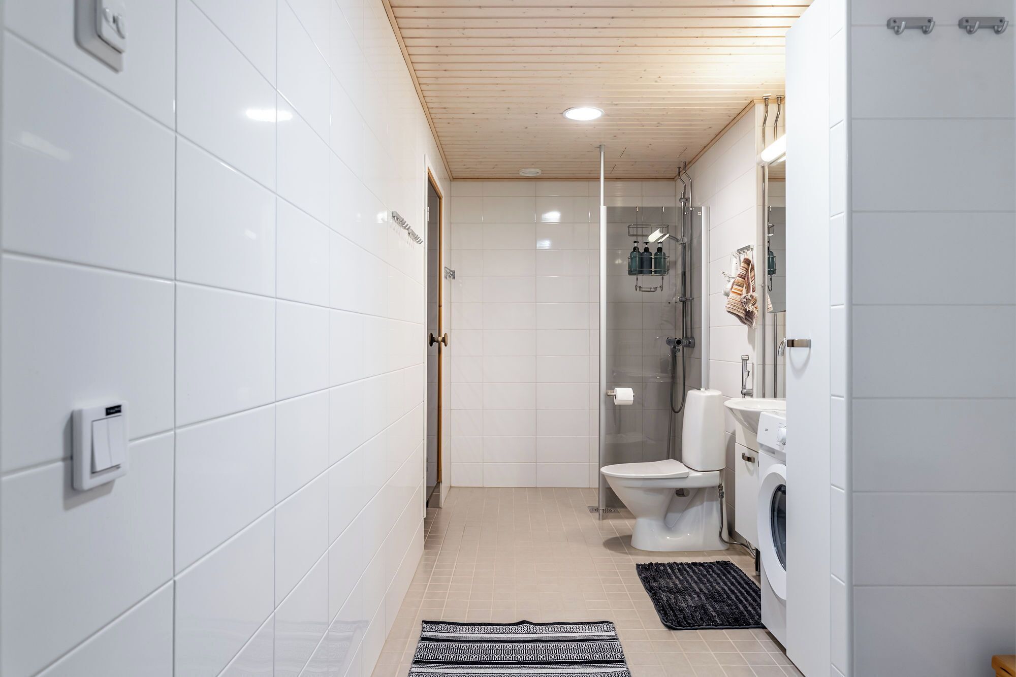 Comfort Apartment, Balcony | Bathroom