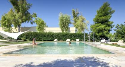 Villa 'Masseria Ceratonia - Gallipoli' con vistas al mar, Wi-Fi y aire acondicionado