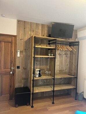 Doppia Deluxe, aria condizionata | Wi-Fi gratuito, lenzuola