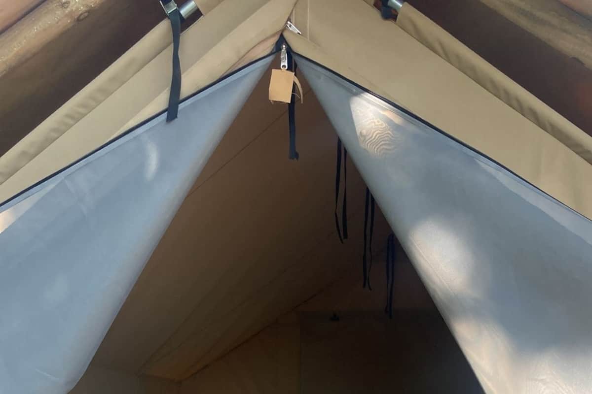 Basic Tent | Hypo-allergenic bedding, free WiFi, bed sheets