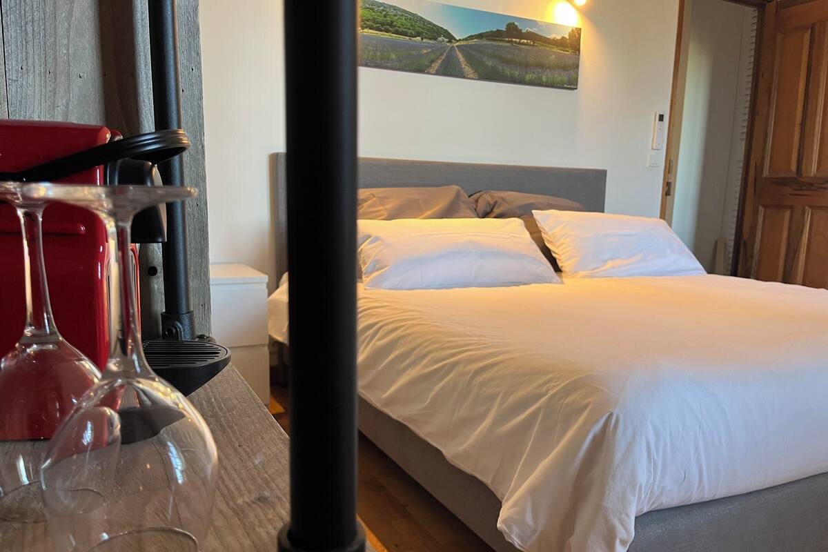 Chambre Double Deluxe, 1 chambre, climatisation, vue piscine | Wi-Fi gratuit, draps fournis