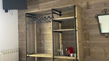 Deluxe Double Room, Air conditioning, Garden View | Free WiFi, bed sheets