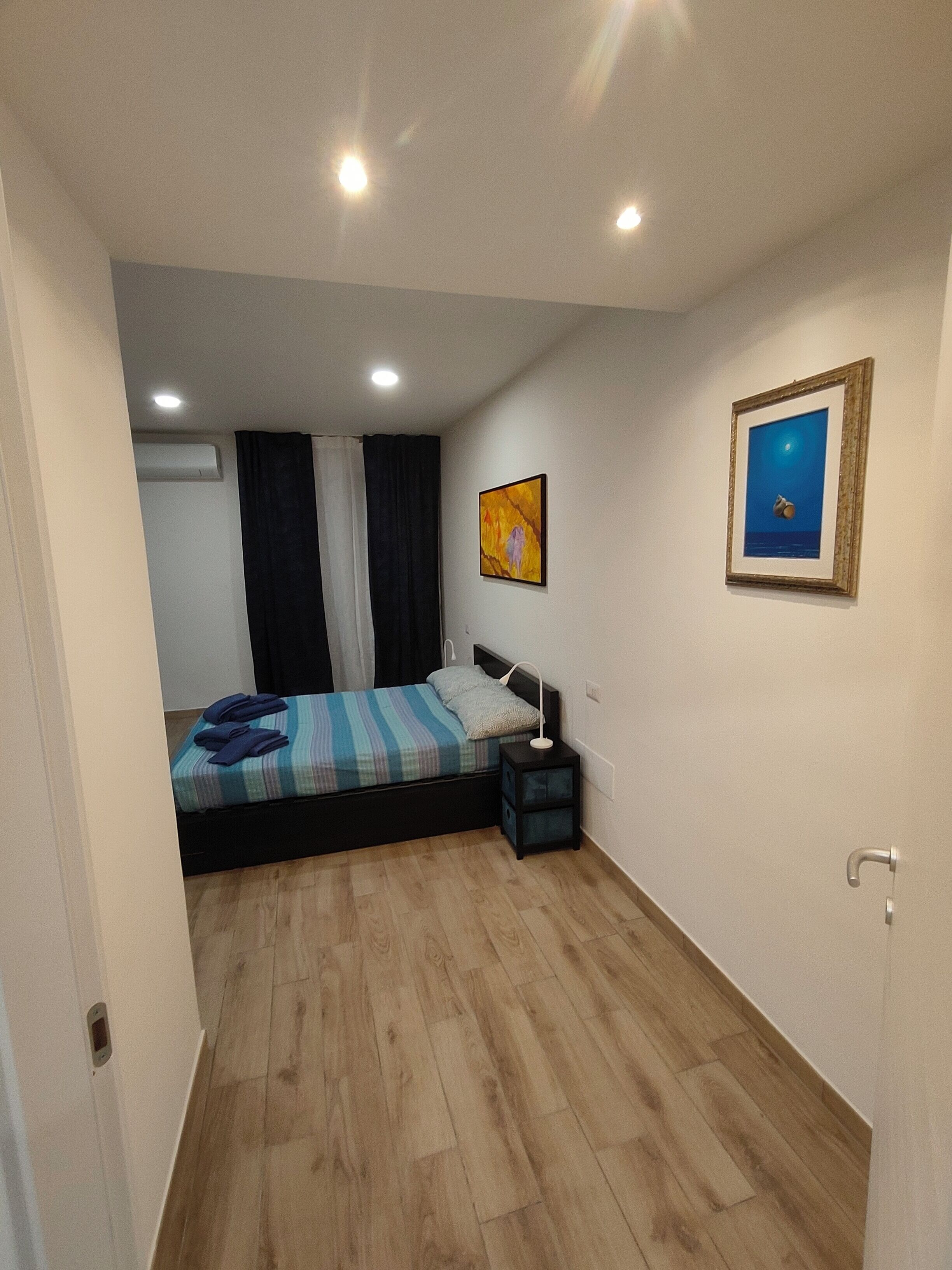 Bügeleisen/Bügelbrett, WLAN, Bettwäsche