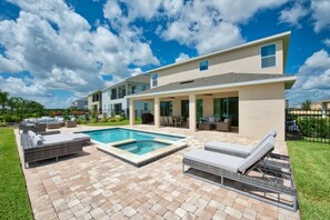 Outdoor pool - Luxury 9BR Villa Near Disney  Private Pool, Spa & Game Room (Kissimmee)