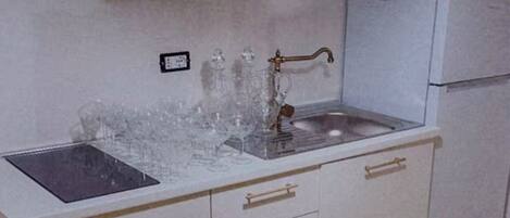 Apartemen, Bebas Asap Rokok, balkon | Dapur pribadi