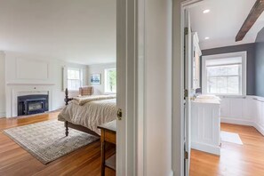 4 chambres, fer et planche à repasser, Wi-Fi, draps fournis