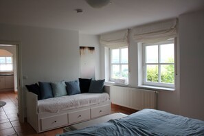 واي فاي وملاءات أسرّة