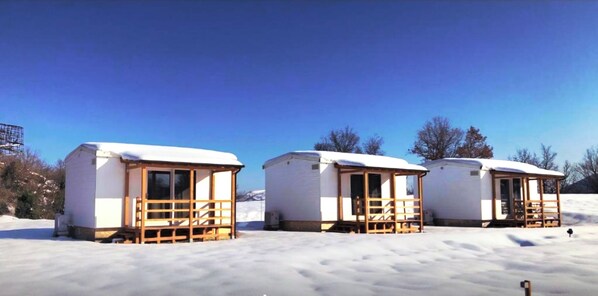 Bungalow, 1 Bedroom, Terrace | Exterior - In Country Luxury Lodges (Camerino)