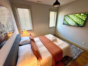 4 slaapkamers, een strijkplank/strijkijzer, wifi, beddengoed