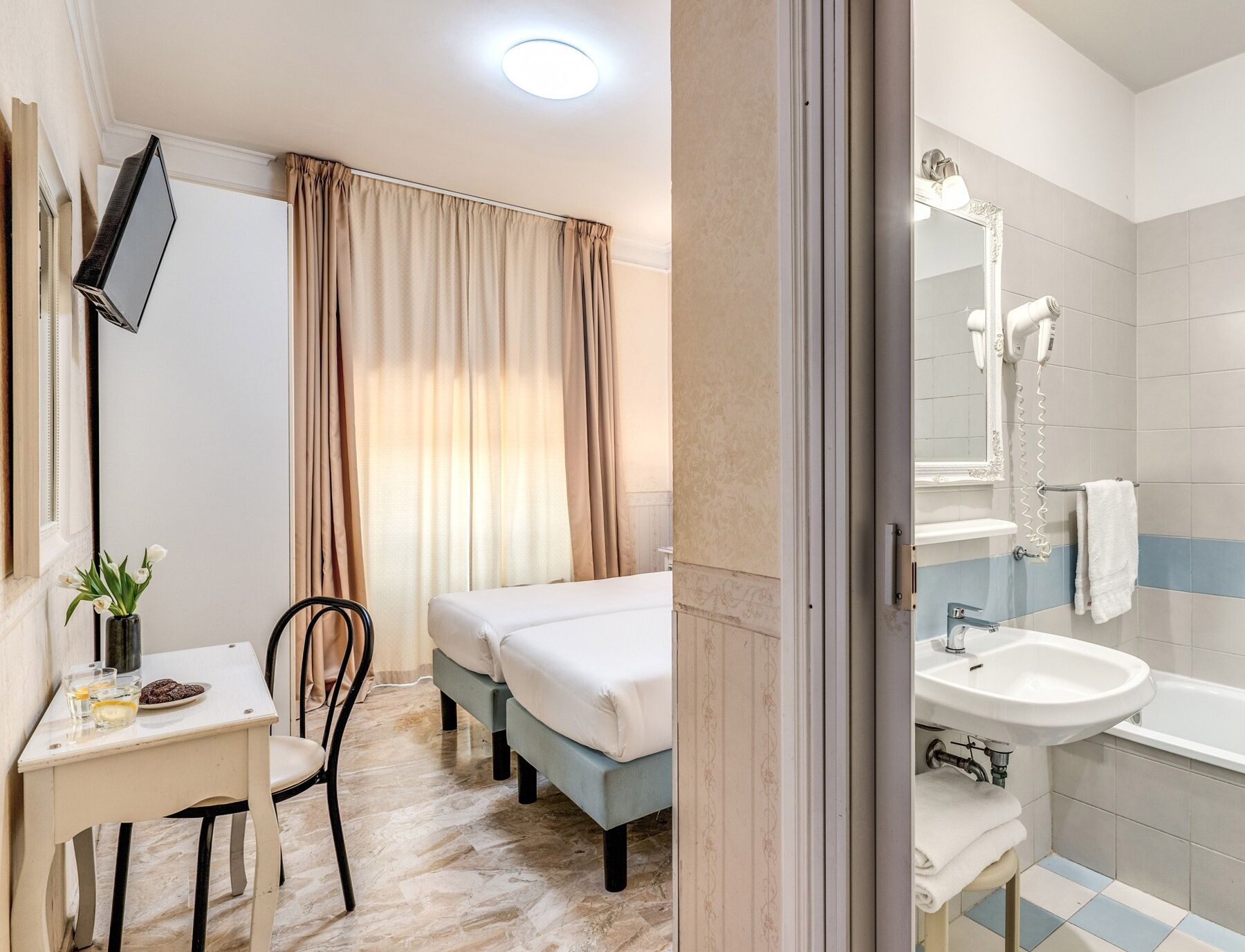 Double or Twin Room | In-room safe, free WiFi