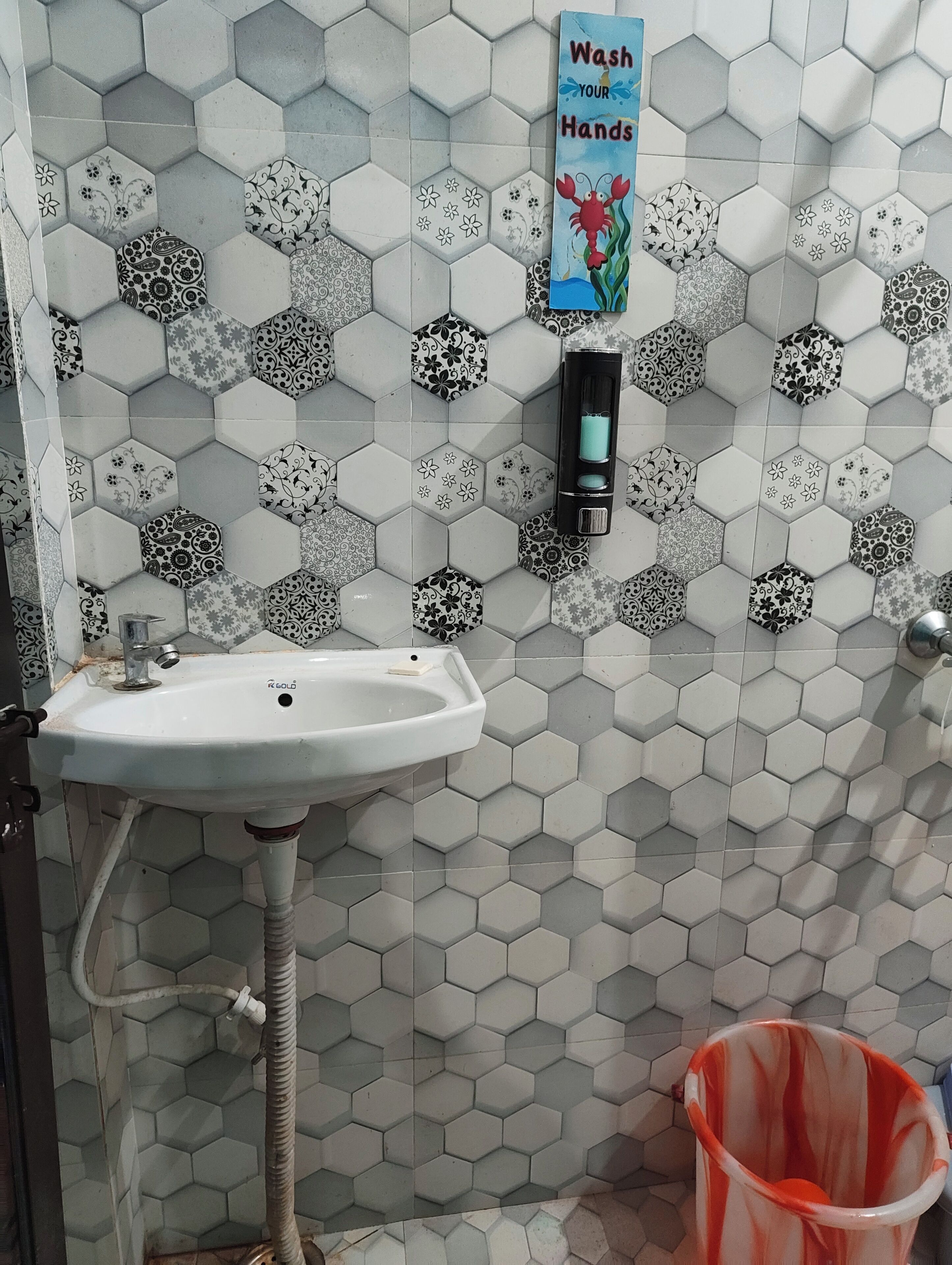 Towels, soap, toilet paper