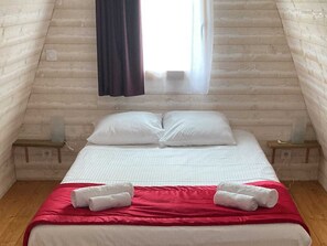 1 dormitorio, tabla de planchar con plancha, wifi gratis y ropa de cama