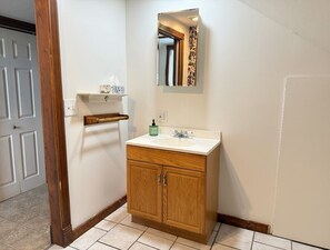 Hair dryer - Boho Attic Hideaway in Bay City (Bay City)