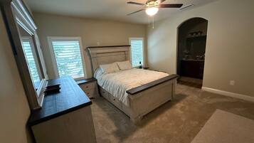 3 soveværelser, strygejern/strygebræt, gratis Wi-Fi, sengetøj