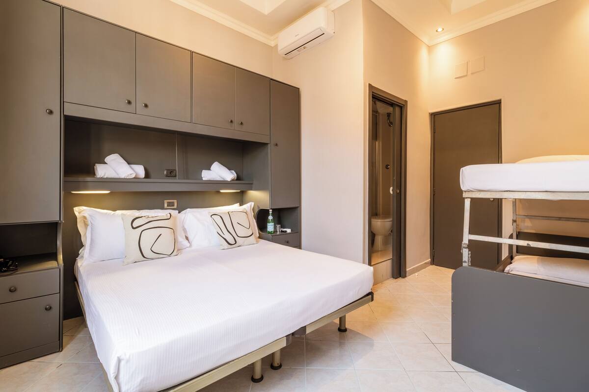 Comfort Quadruple Room, City View | Free WiFi