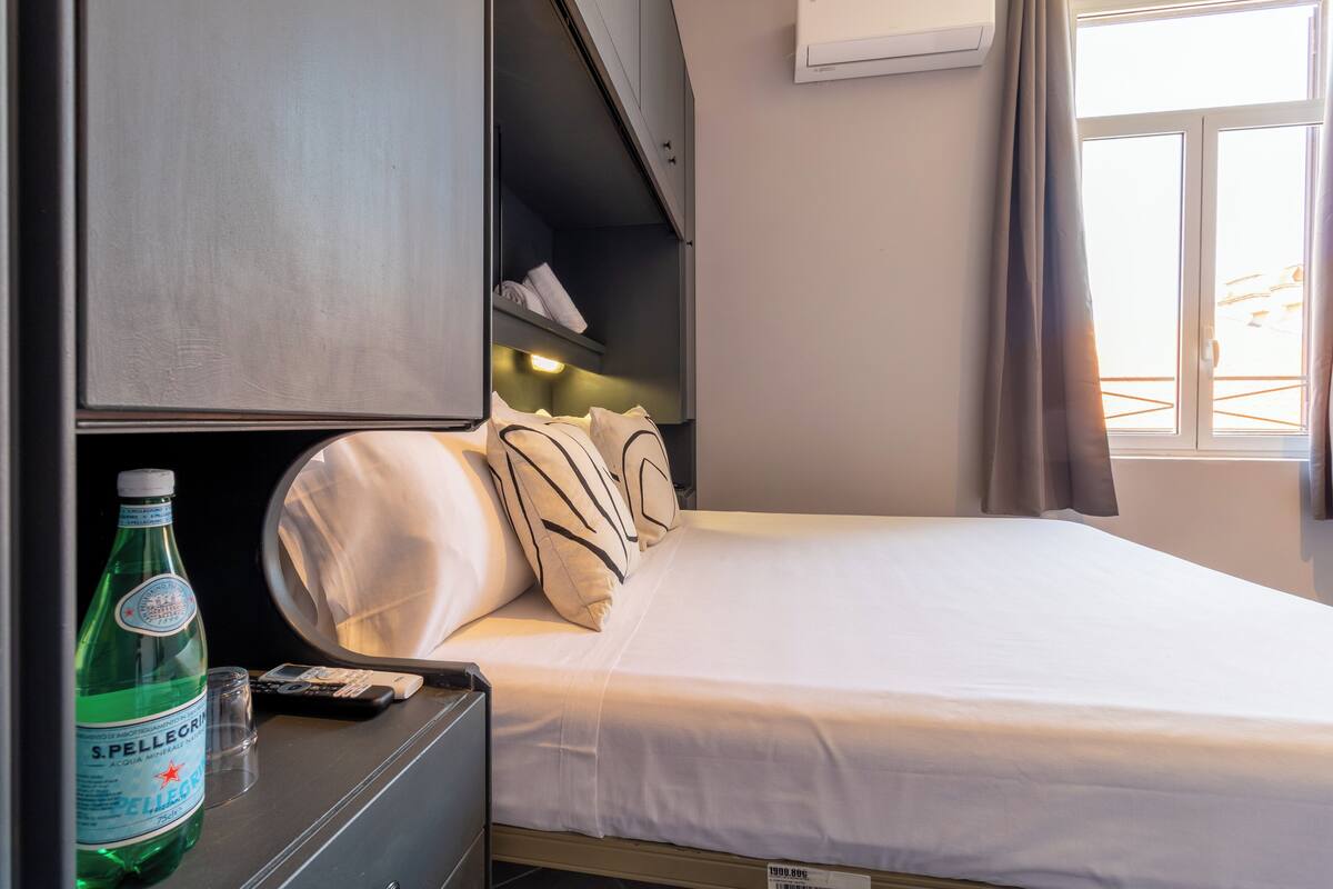 Comfort Quadruple Room, City View | Free WiFi