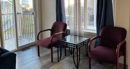 Luxurious 2-Storey House /4Beds / 3Baths- Family/Families| Groups