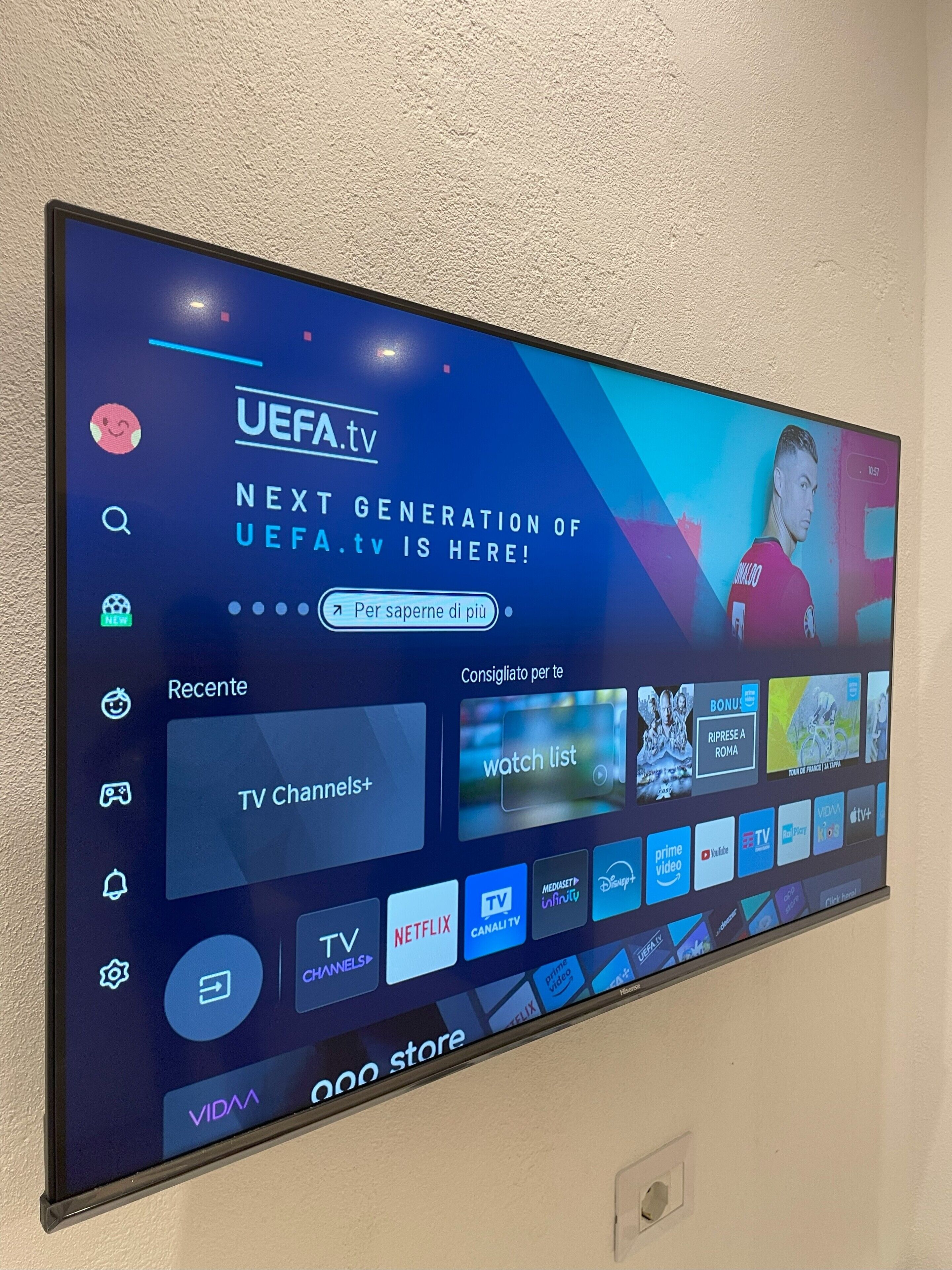 Deluxe Double or Twin Room, Balcony | Desk, laptop workspace, blackout curtains, free WiFi