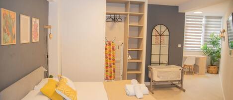 3 soverom, skrivebord, strykejern/-brett og wi-fi (inkludert)