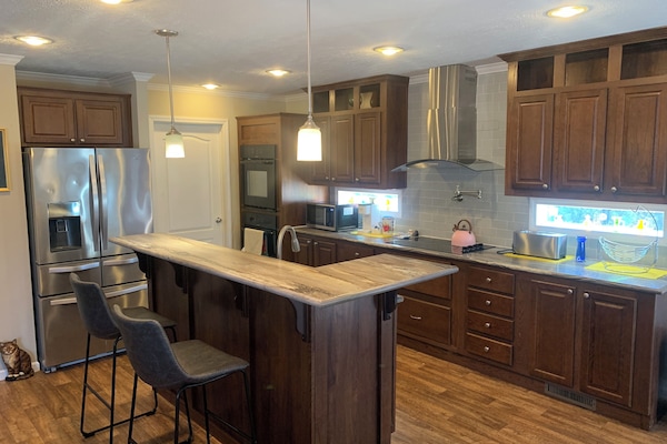 Microwave, oven, stovetop, dishwasher