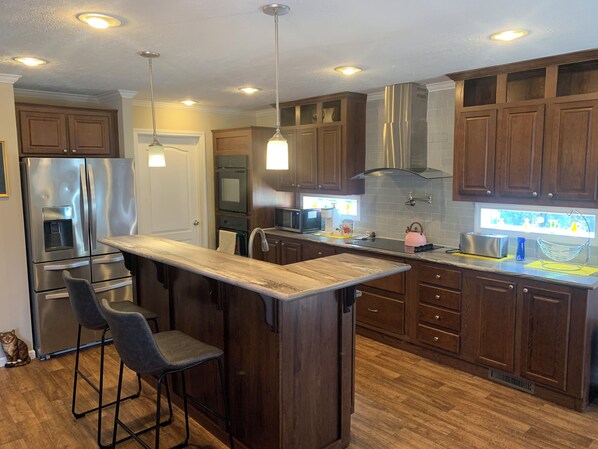 Microwave, oven, stovetop, dishwasher