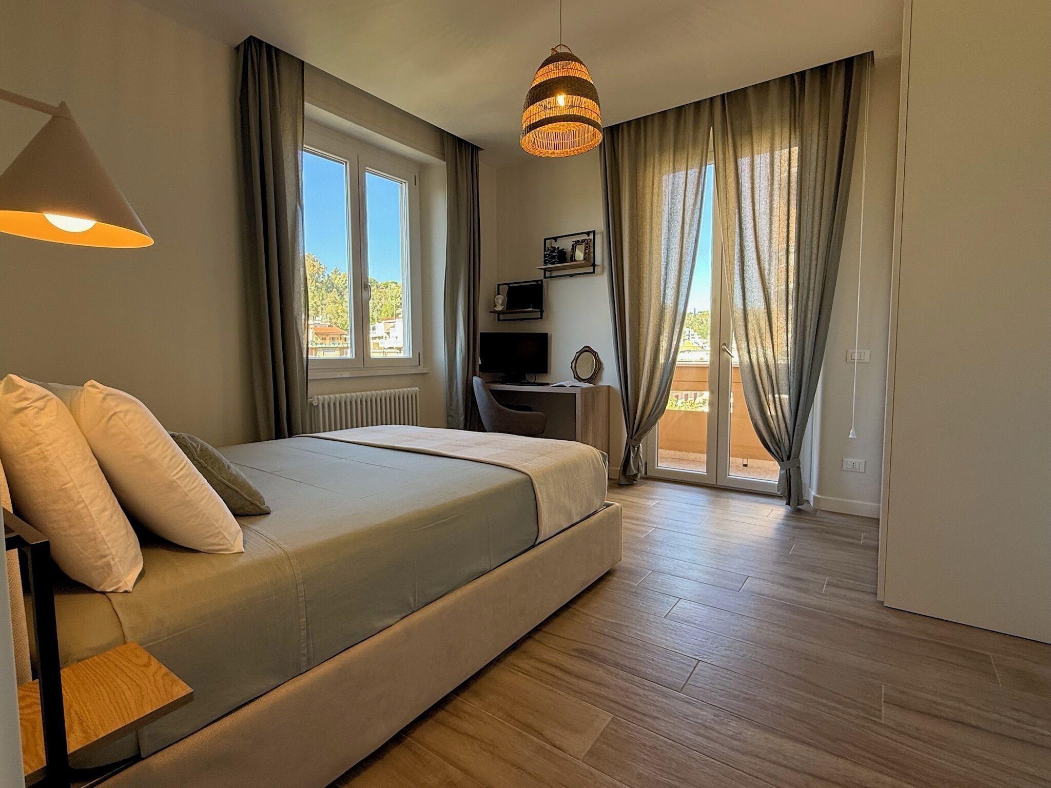 Bügeleisen/Bügelbrett, WLAN, Bettwäsche