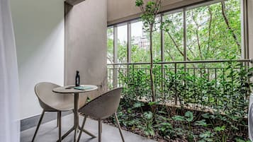 Studio Superior Couple | Balcony