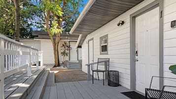 Iron/ironing board, free WiFi