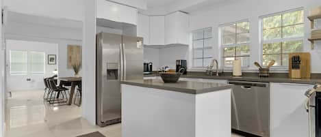 Ferro/asse da stiro, Wi-Fi gratuito