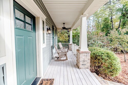 Elegant Pinehurst Retreat – 5BR/3.5BA, Sleeps 12 - Near Golf & Village