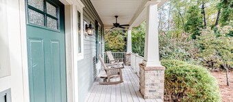 Elegant Pinehurst Retreat – 5BR/3.5BA, Sleeps 12 - Near Golf & Village