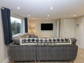 Cottage | Living area - Caledfryn (Tyn-y-Gongl)