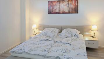 1 Schlafzimmer, Schreibtisch, Bügeleisen/Bügelbrett, kostenloses WLAN