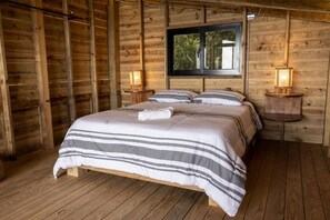 2 chambres, bureau, fer et planche à repasser, Wi-Fi gratuit