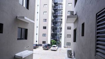 Enceinte de lâhĂ©bergement