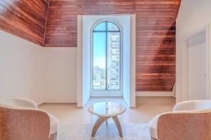 Basic Studio | Interior