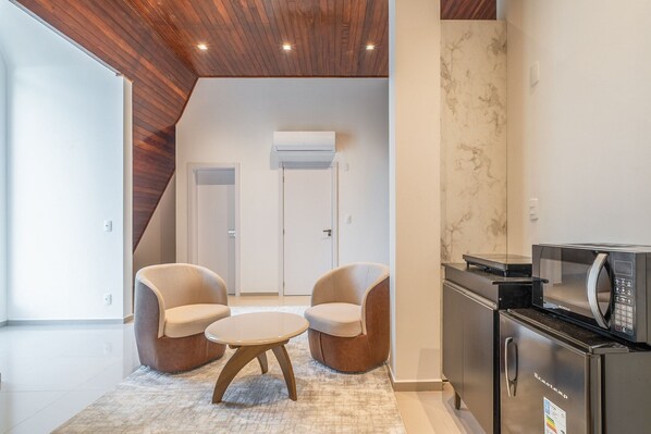 Basic Studio | Interior