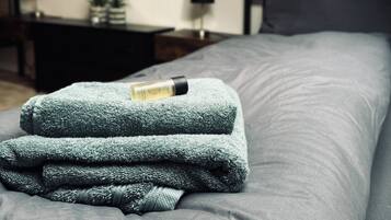 3 Schlafzimmer, kostenloses WLAN, Bettwäsche