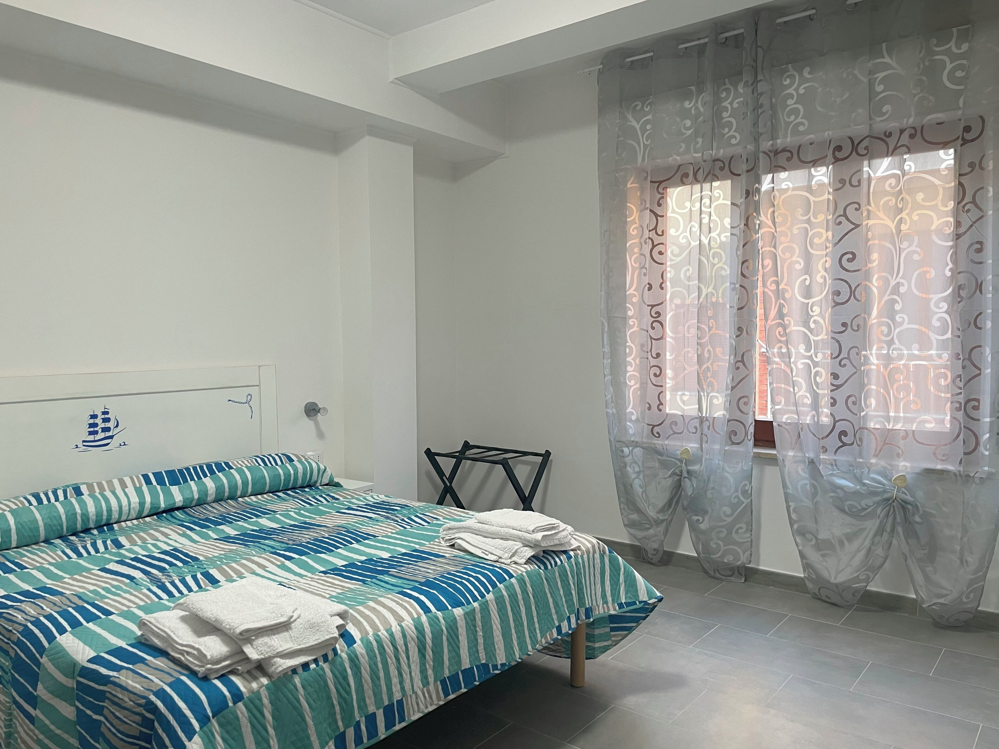 3 Schlafzimmer, Schreibtisch, Bügeleisen/Bügelbrett, kostenloses WLAN