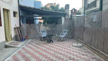 Enceinte de lâhĂ©bergement