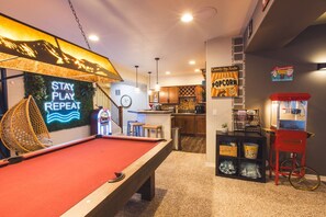Games room - Lakefront Spa Luxe • Theater & Game & View • USAFA 10 Min • Sleeps 10 (Monument)