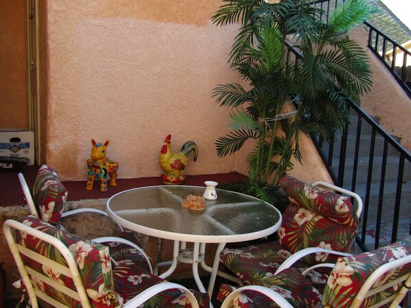 Property grounds - Lovely Studio Near Downtown LA • AC• WiFi • Snacks (Los Angeles)