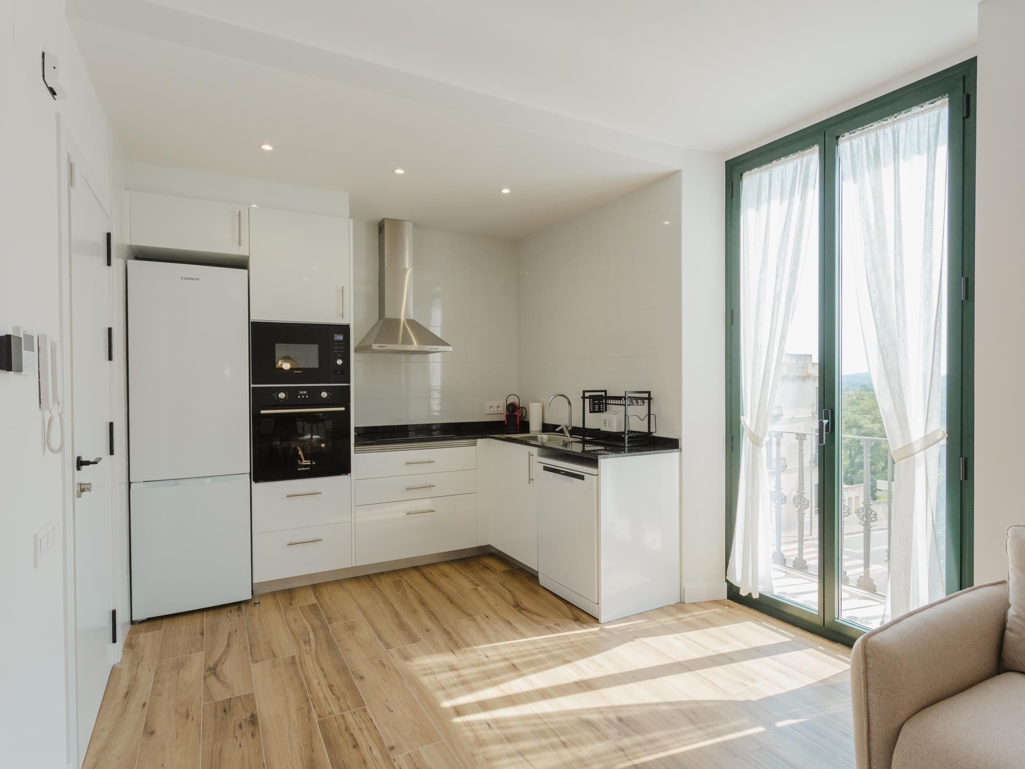 Fridge, microwave, oven, dishwasher