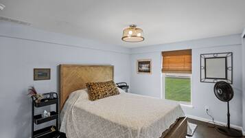 2 Schlafzimmer, Bügeleisen/Bügelbrett, WLAN, Bettwäsche