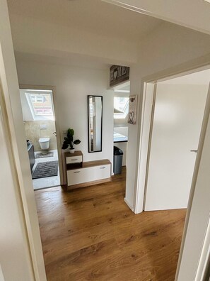 Interior - Apartment- core renovation-Düsseldorf Bilk (Düsseldorf)