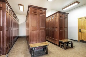 Unclassified image, 2 of 19, button