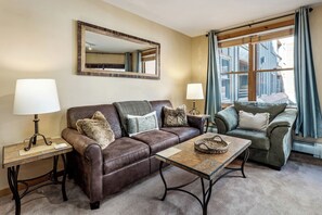 TV, fireplace - Keystone Summer Escape | Steps to Trails & Village (Keystone)