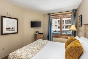 مكواة/لوح كي وواي فاي مجانًا وملاءات أسرّة