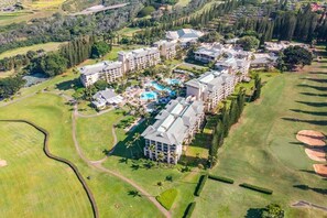 Exterior - Maui Escape - Partial Ocean Views & Resort Perks (Lahaina)
